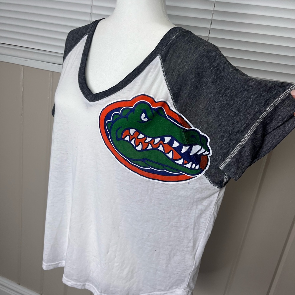 University of Florida Gators Short Sleeve T-Shirt Size Small - Picture 3 of 4